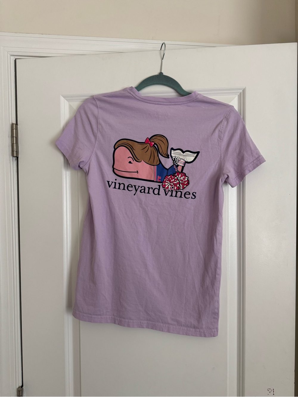 Vineyard Vines t-shirt size small